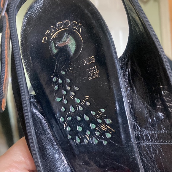 Vintage Velvet Platform Heels - Picture 9 of 13